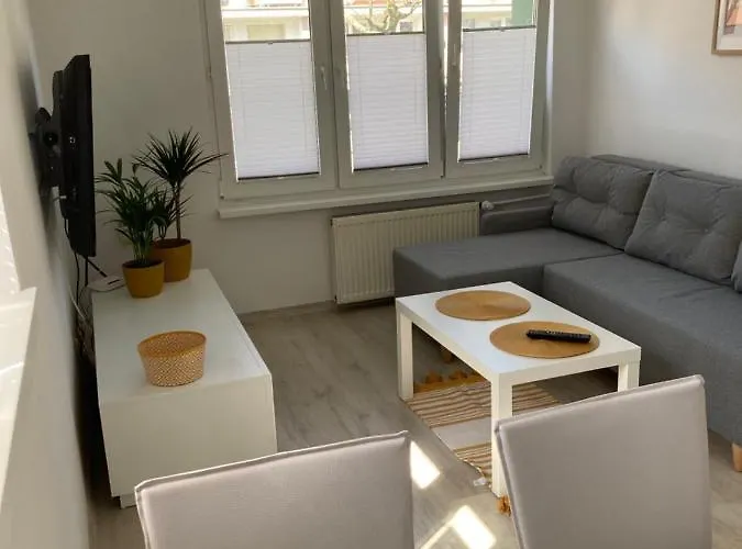 Uznamska Ambasada 아파트